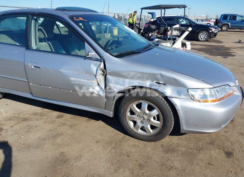 Photo 6 of 2001 Honda Accord 2.3 EX (VIN JHMCG66841C008531)