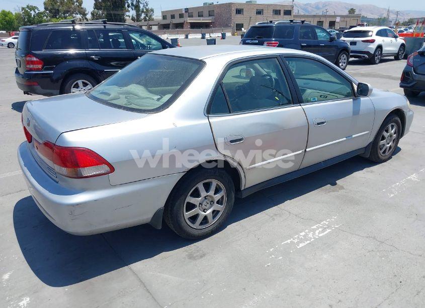 Photo 4 of 2002 Honda Accord 2.3 EX/2.3 SE (VIN JHMCG66842C007526)
