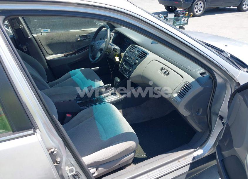 Photo 5 of 2002 Honda Accord 2.3 EX/2.3 SE (VIN JHMCG66842C007526)