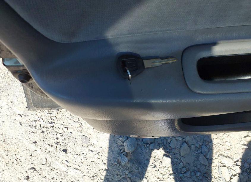 Photo 11 of 2001 Honda Accord 2.3 EX (VIN JHMCG66851C002219)