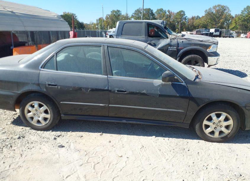 Photo 13 of 2001 Honda Accord 2.3 EX (VIN JHMCG66851C002219)