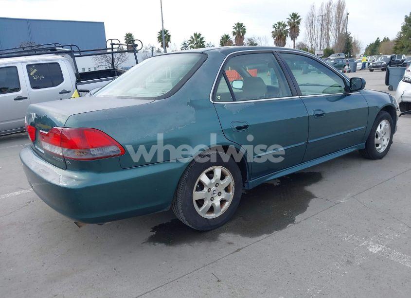 Photo 4 of 2002 Honda Accord 2.3 EX/2.3 SE (VIN JHMCG66862C005437)