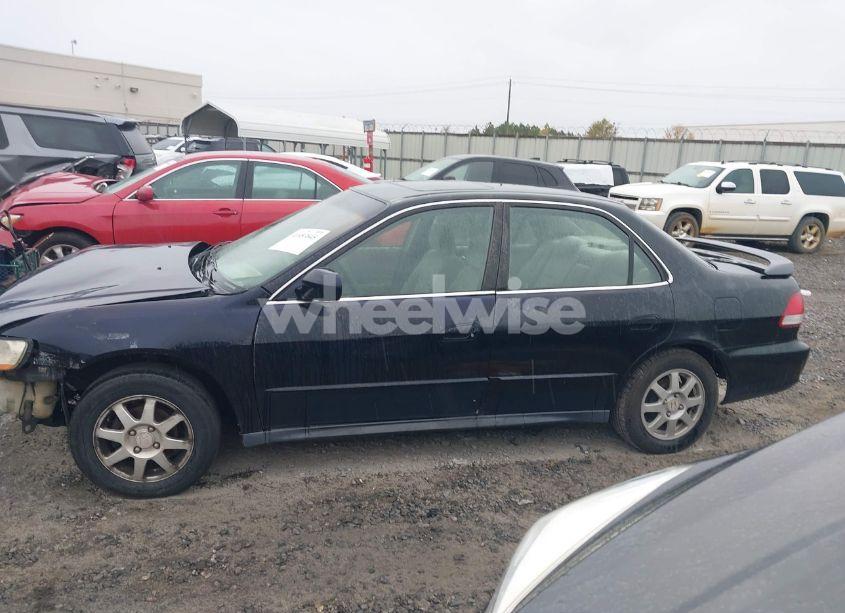 Photo 13 of 2002 Honda Accord 2.3 EX/2.3 SE (VIN JHMCG66872C026653)