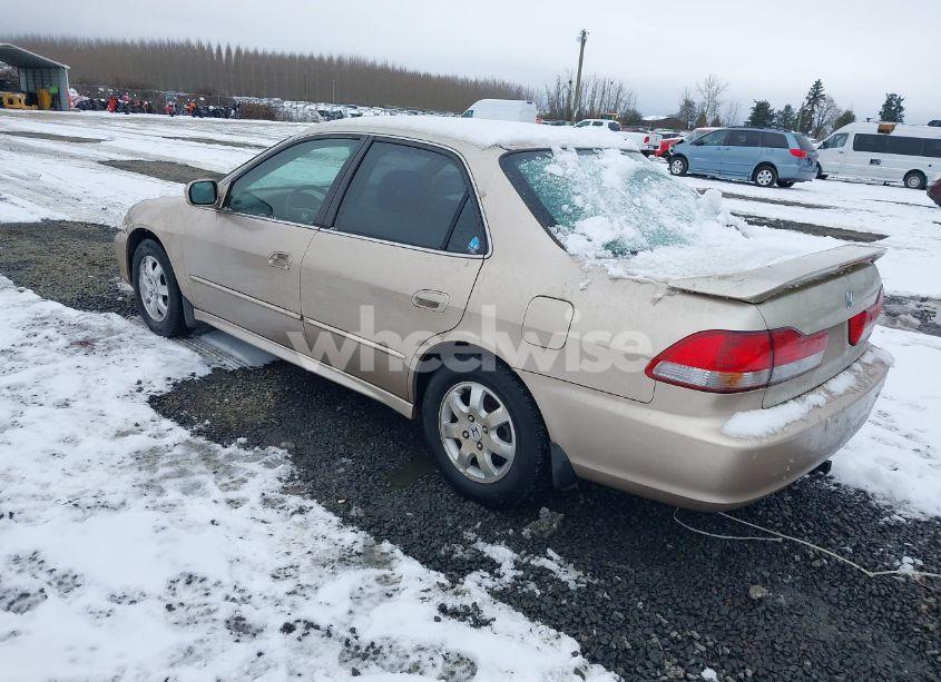 Photo 3 of 2001 Honda Accord 2.3 EX (VIN JHMCG668X1C014849)