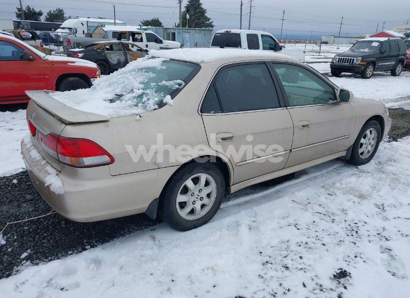 Photo 4 of 2001 Honda Accord 2.3 EX (VIN JHMCG668X1C014849)