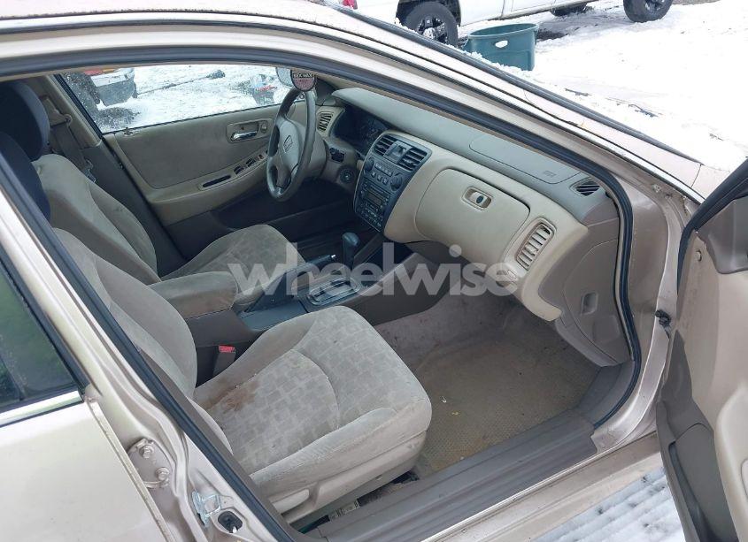 Photo 5 of 2001 Honda Accord 2.3 EX (VIN JHMCG668X1C014849)