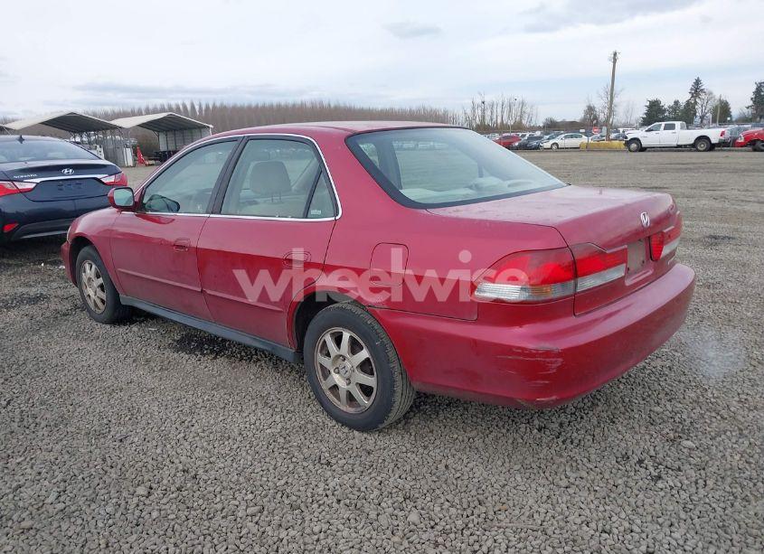 Photo 3 of 2002 Honda Accord 2.3 EX/2.3 SE (VIN JHMCG668X2C028395)