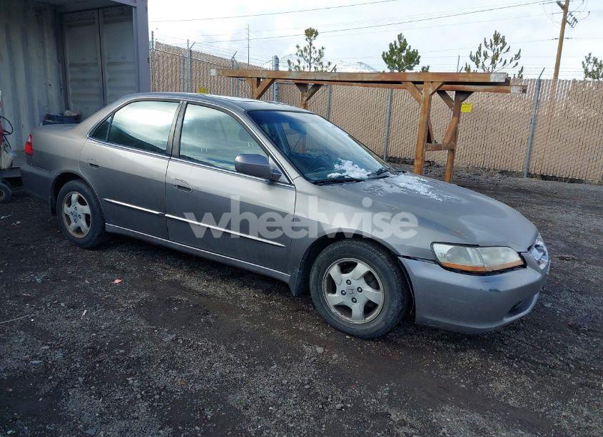 2000 Honda Accord 2.3 EX (VIN JHMCG668XYC006129) main photo