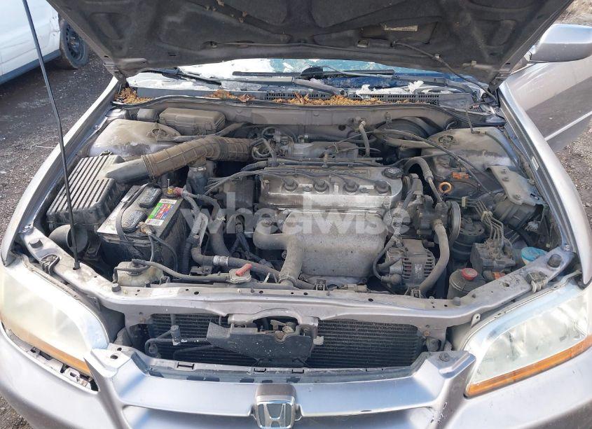 Photo 10 of 2000 Honda Accord 2.3 EX (VIN JHMCG668XYC006129)