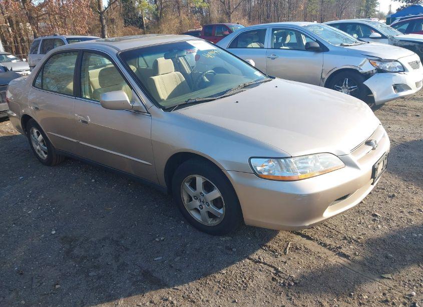 2000 Honda Accord 2.3 SE (VIN JHMCG6696YC008629) main photo