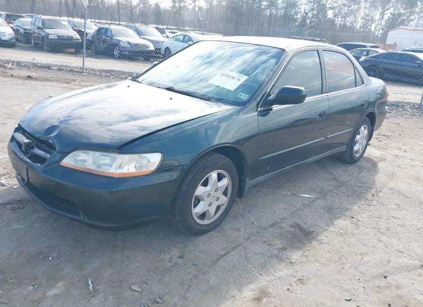 Photo 2 of 2000 Honda Accord 2.3 SE (VIN JHMCG6696YC017413)
