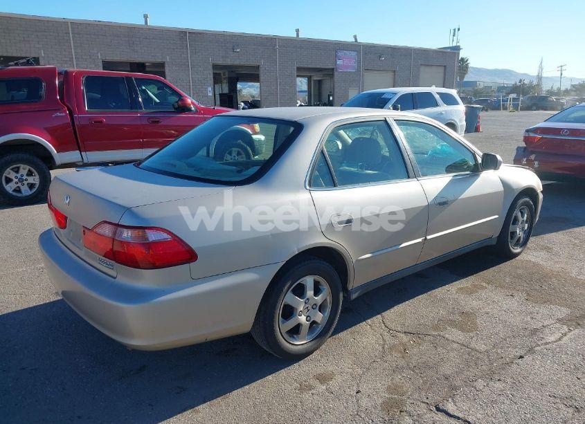 Photo 4 of 2000 Honda Accord 2.3 SE (VIN JHMCG6698YC022676)