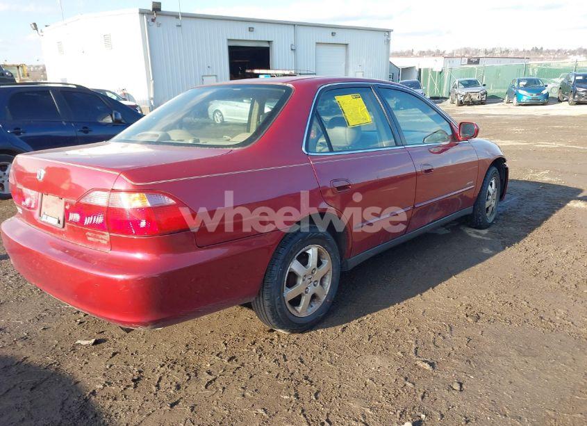 Photo 4 of 2000 Honda Accord 2.3 SE (VIN JHMCG669XYC017303)
