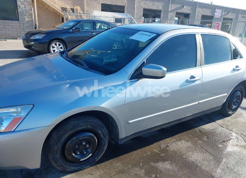 Photo 6 of 2003 Honda Accord 2.4 LX (VIN JHMCM55313C020972)