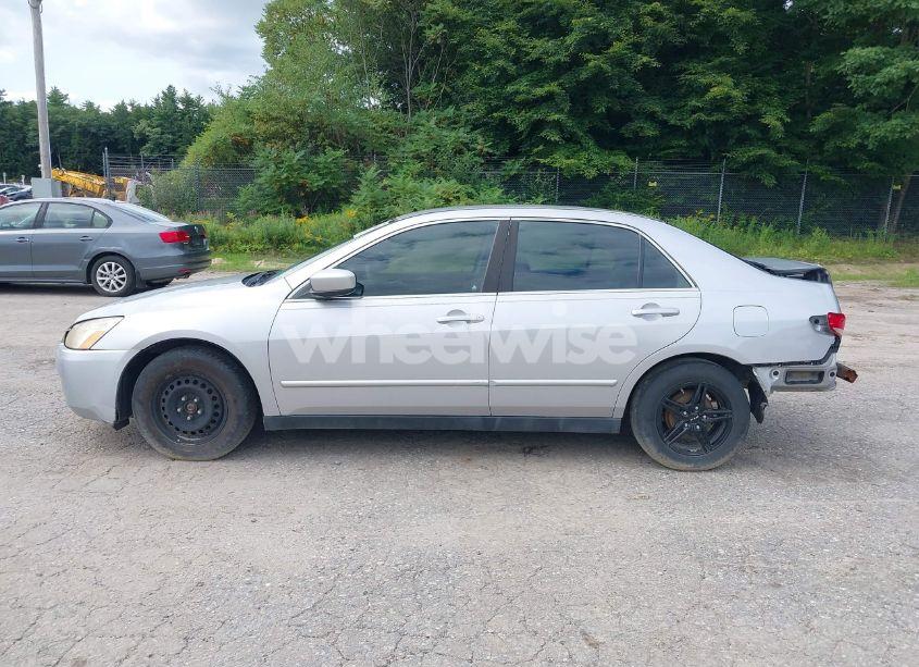 Photo 13 of 2004 Honda Accord 2.4 LX (VIN JHMCM55384C026575)