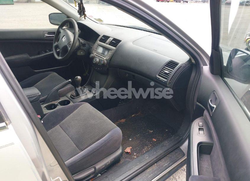 Photo 5 of 2004 Honda Accord 2.4 LX (VIN JHMCM55384C026575)