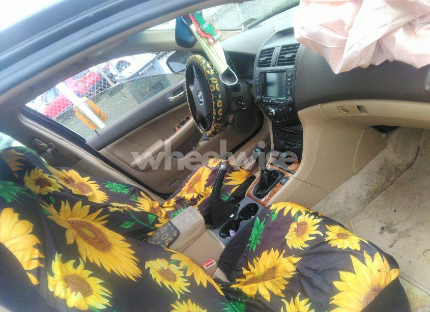 Photo 5 of 2003 Honda Accord 2.4 EX (VIN JHMCM55753C064492)