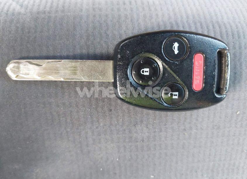 Photo 11 of 2006 Honda Accord 2.4 VP (VIN JHMCM56146C000734)