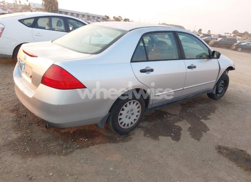 Photo 4 of 2006 Honda Accord 2.4 VP (VIN JHMCM56146C000734)