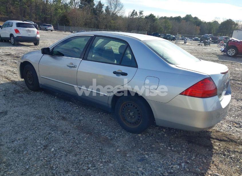 Photo 3 of 2007 Honda Accord 2.4 VP (VIN JHMCM56167C012725)