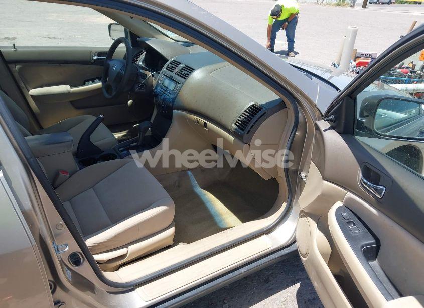 Photo 5 of 2007 Honda Accord 2.4 VP (VIN JHMCM56177C010370)