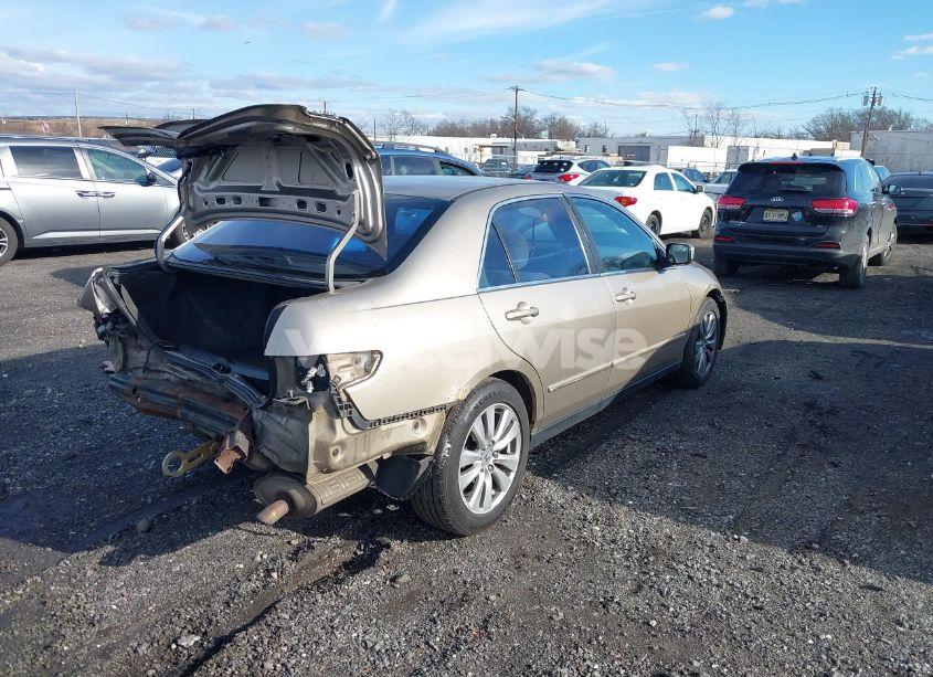 Photo 4 of 2003 Honda Accord 2.4 LX (VIN JHMCM56303C004597)