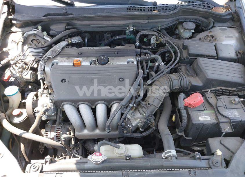 Photo 10 of 2004 Honda Accord 2.4 LX (VIN JHMCM56304C010014)