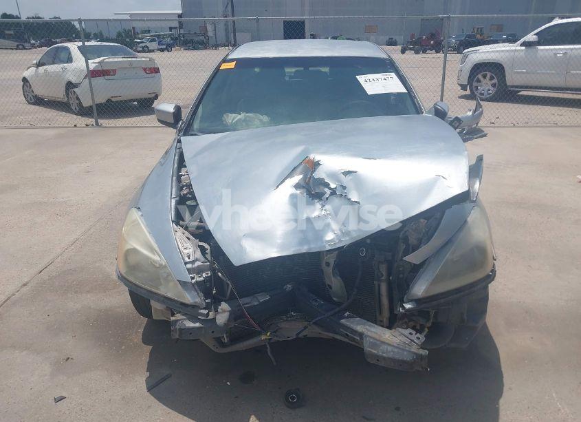 Photo 13 of 2004 Honda Accord 2.4 LX (VIN JHMCM56304C029761)