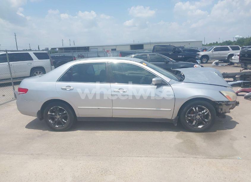 Photo 14 of 2004 Honda Accord 2.4 LX (VIN JHMCM56304C029761)