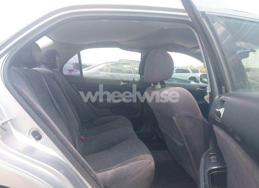 Photo 8 of 2004 Honda Accord 2.4 LX (VIN JHMCM56304C029761)