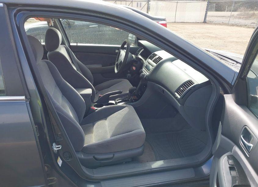 Photo 5 of 2007 Honda Accord 2.4 SE (VIN JHMCM56307C016173)