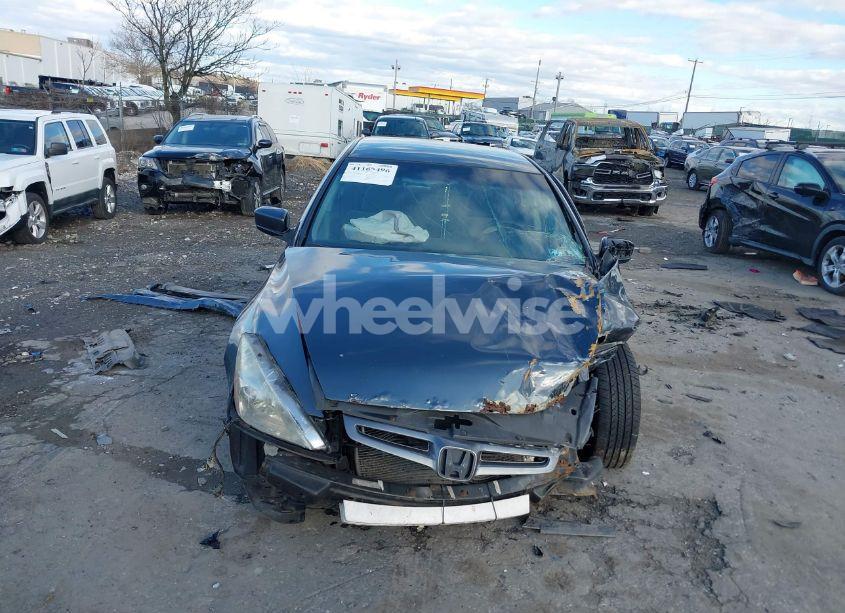 Photo 13 of 2003 Honda Accord 2.4 LX (VIN JHMCM56313C054649)