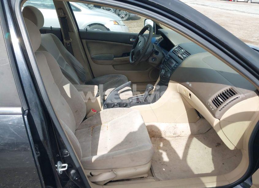 Photo 5 of 2004 Honda Accord 2.4 LX (VIN JHMCM56314C031289)