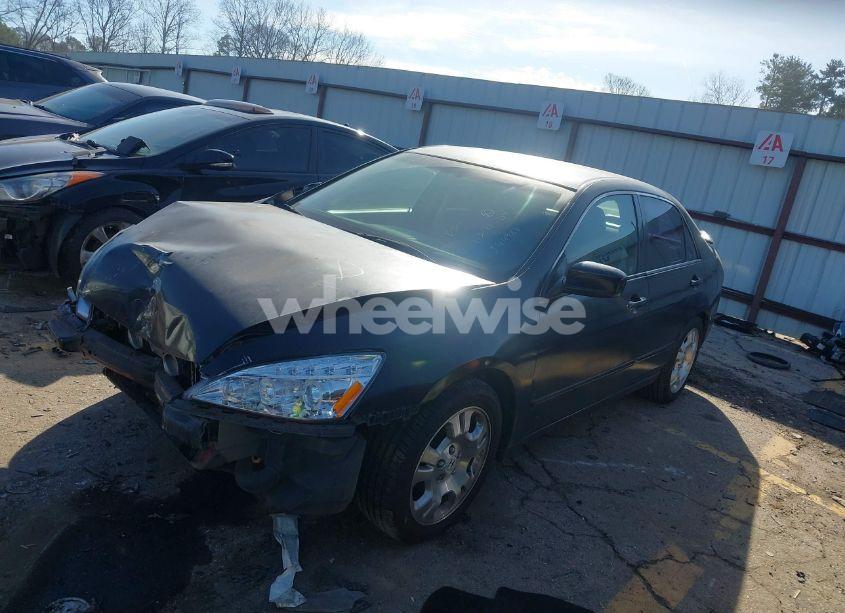 Photo 2 of 2004 Honda Accord 2.4 LX (VIN JHMCM56324C004926)