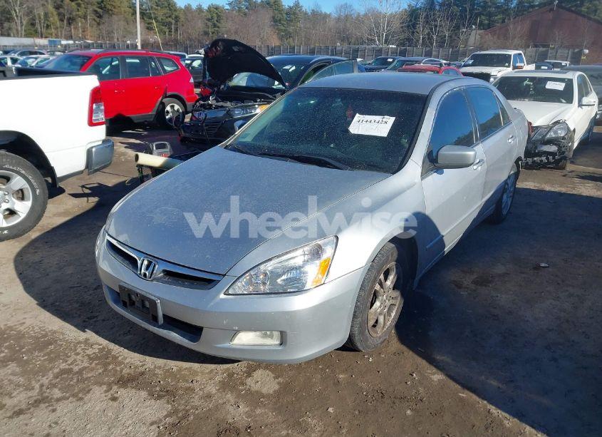 Photo 2 of 2007 Honda Accord 2.4 SE (VIN JHMCM56327C011718)