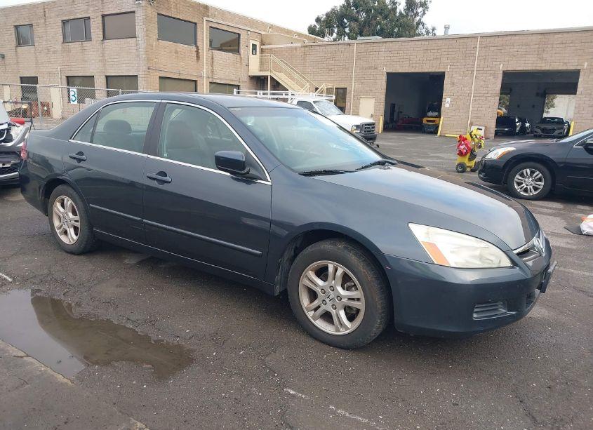 2007 Honda Accord 2.4 SE (VIN JHMCM56327C016109) main photo