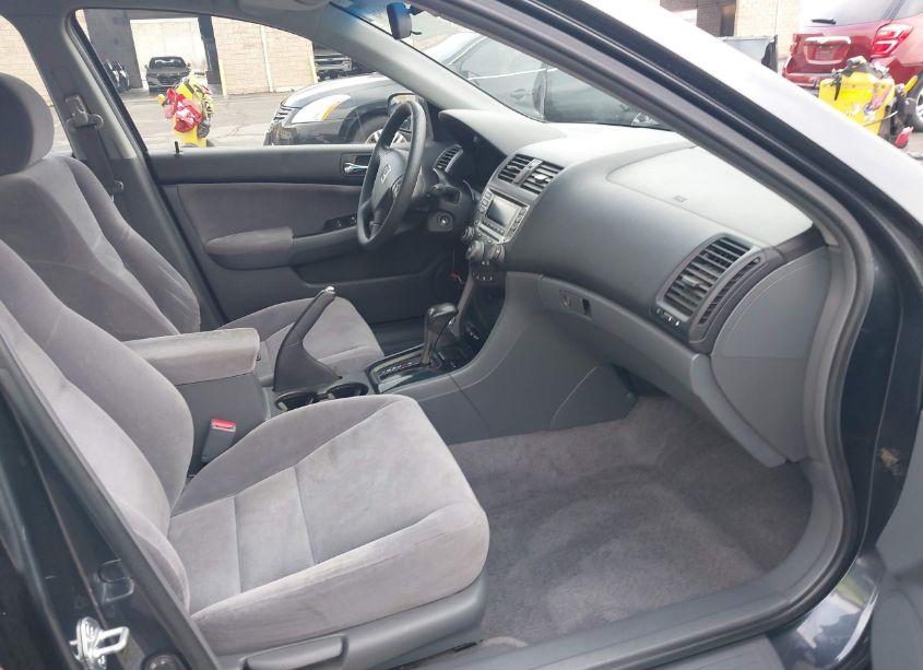 Photo 5 of 2007 Honda Accord 2.4 SE (VIN JHMCM56327C016109)