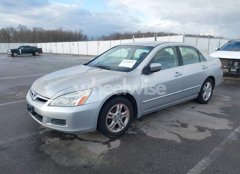 Photo 2 of 2007 Honda Accord 2.4 SE (VIN JHMCM56347C019447)