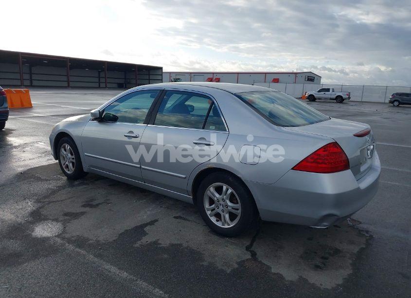 Photo 3 of 2007 Honda Accord 2.4 SE (VIN JHMCM56347C019447)