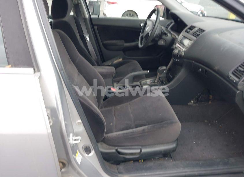 Photo 5 of 2007 Honda Accord 2.4 SE (VIN JHMCM56357C008568)