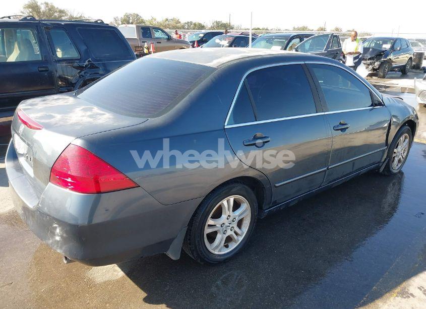 Photo 4 of 2007 Honda Accord 2.4 SE (VIN JHMCM56357C024463)