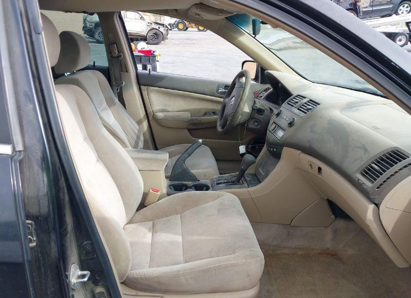 Photo 5 of 2003 Honda Accord 2.4 LX (VIN JHMCM56363C012722)