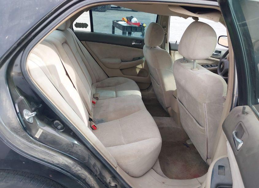 Photo 8 of 2003 Honda Accord 2.4 LX (VIN JHMCM56363C012722)