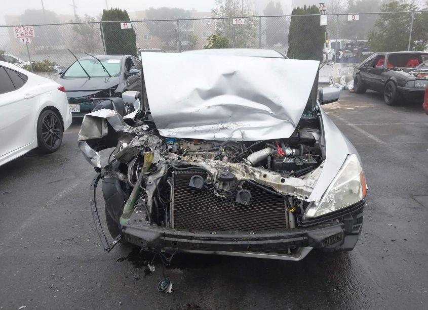 Photo 12 of 2003 Honda Accord 2.4 LX (VIN JHMCM56363C013322)