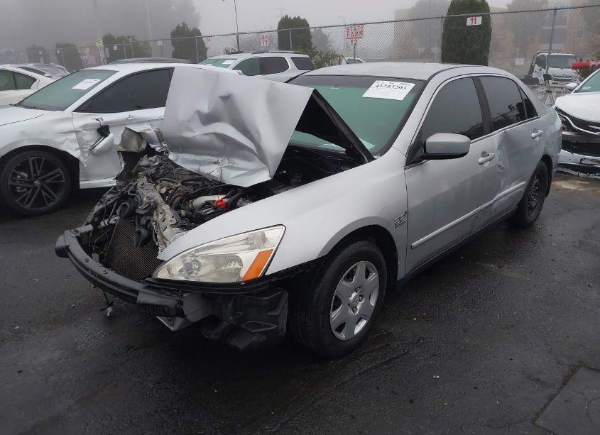 Photo 2 of 2003 Honda Accord 2.4 LX (VIN JHMCM56363C013322)