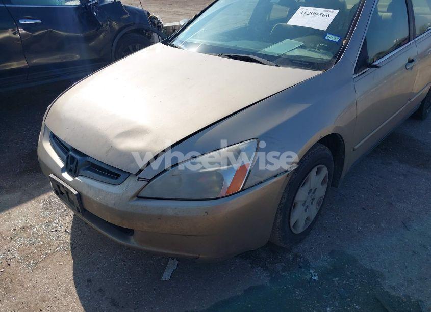 Photo 6 of 2003 Honda Accord LX (VIN JHMCM56373C010641)