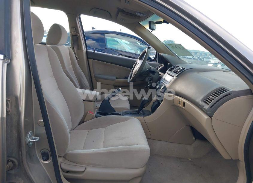 Photo 5 of 2003 Honda Accord 2.4 LX (VIN JHMCM56373C057152)