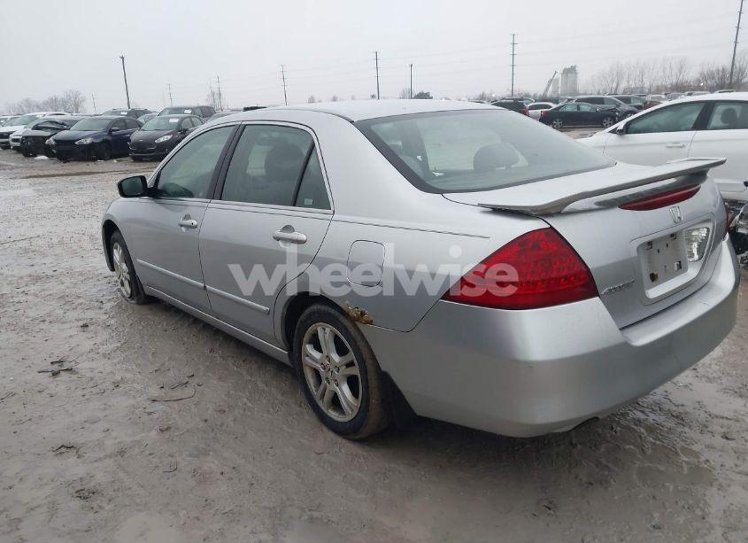Photo 3 of 2007 Honda Accord 2.4 SE (VIN JHMCM56377C010144)