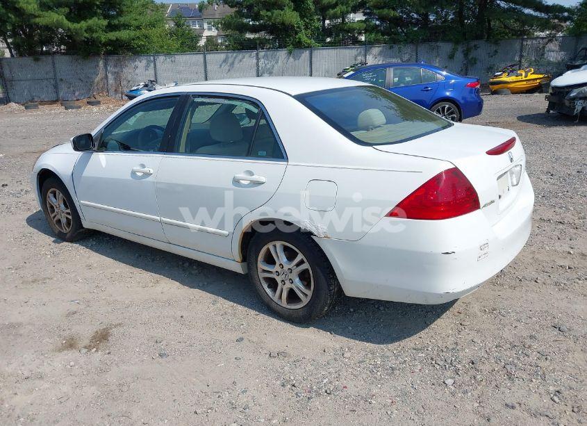 Photo 3 of 2007 Honda Accord 2.4 SE (VIN JHMCM56377C012394)