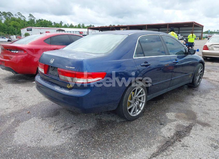 Photo 4 of 2003 Honda Accord 2.4 LX (VIN JHMCM56383C013158)